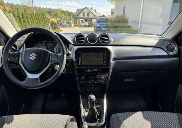 Suzuki Vitara cena 79700 przebieg: 110000, rok produkcji 2019 z Wieluń małe 529